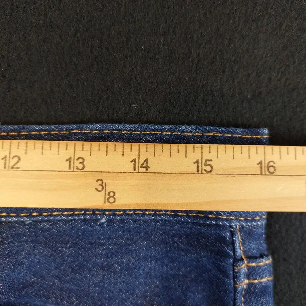 Levis 501 Original Fit Button Fly Jeans Men's Size 32x34 (Fit 32x32) Distressed